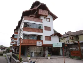 Exquisite Penthouse in Downtown Gramado - Image 2
