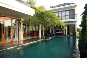 Luxurious Eagle's Nest Villa in Nusa Dua Area - Image 4