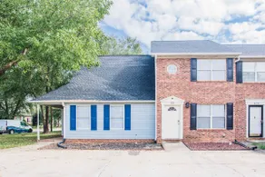 Spartanburg Serenity : Stylish 2-Bedroom Townhouse - Image 2