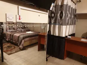 Stunning Apartment with Free Wifi, Washer & Drier - Image 3
