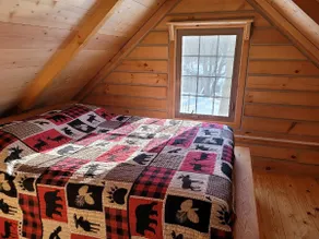 River Cabin Retreat - Image 4
