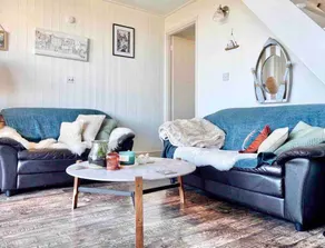 Chalet 95, Kingsdown Park - Image 3