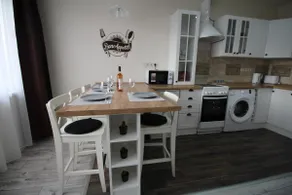 High Street Apartment, in the heart of downtown - Image 2