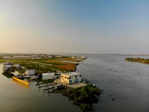 Venice Blue Crab Lodge A (Waterfront) - Image 5