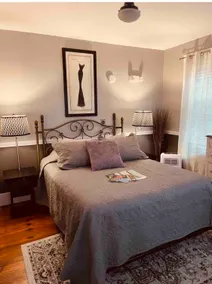 A Bit of Paris Suite in Kennebunk - Image 4