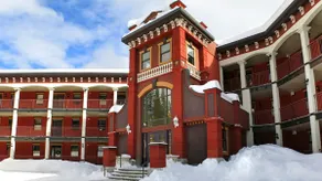 Silver Peaks - 2bed, 2bath ski-in/Ski-out, Hot Tub - Image 2