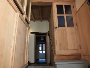 Spacious & Crafted House at the Seafront - Image 4