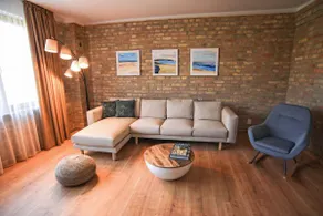 Art Gallery Apartment - Image 2