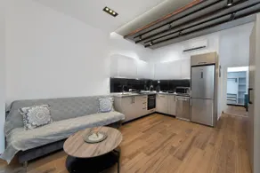 Kimia Luxury Jacuzzi Apartment 2 - Image 3
