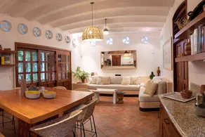 3br traditional home, private pool and rooftop prim - Image 4