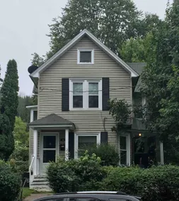 Cozy air-conditioned farm inspired townhome - Image 2