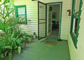 Lochwood Cottage centrally located in Beechworth - Image 4