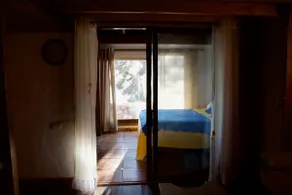 Cozy mountain house with sunset views - Image 2