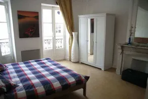 Spacious French merchant house in Quillan - Image 5
