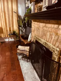 OTR!-DWNTN 5Bedrooms-4Baths-3ParkingSpots-2Kitchen - Image 3