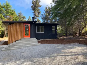 The Black Cabin, spacious, secluded and tranquil. - Image 2