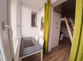 The Artist's Loft House - Brand new, downtown area - Image 2