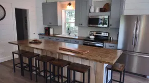 Fox Valley Farm Guest House - Image 3