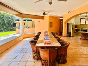 7 Bedrooms with Private Bathroom + Heated Pool - Image 3