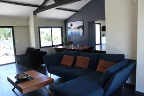 Luxury villa with pool near Nantes - Image 4