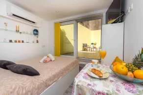 Studio Apartment Lučić - Image 5