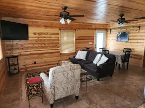 Ozarks Hideaway - Image 4
