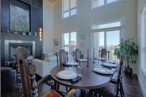 Luxury Penthouse Oasis, Rooftop Patio, River View, Downtown - Image 4