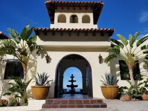 Hacienda: Infinity Jacuzzi + Ocean Sunset Views - Image 3