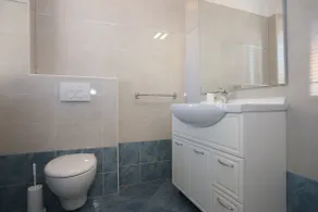 Double room 3 Angels 1 with private external bath - Image 4