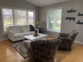 Perfect Getaway for Short or Long Term Sanctuary - Image 2