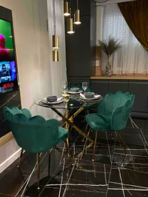 Jungle Apartment near City Center - Image 5