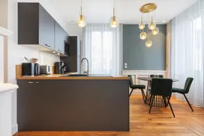 Luxurious Apartment – Parking – 2 Bedrooms – Downtown - Image 3
