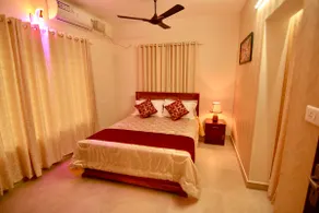 Green Royale ”Lavender” Premium Serviced Apartment - Image 5