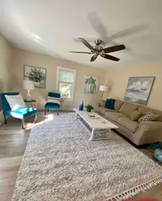 Lovely 2 bedroom in a scenic area by the canal - Image 3