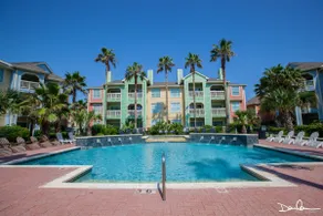 ☀Trendy Seaside Condo w Beach Views, Pool & HotTub - Image 5