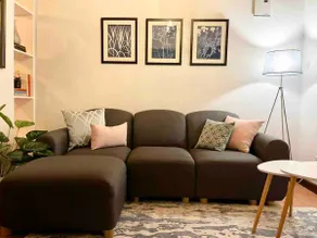 Stylish, Cozy and Private luxe suite in UpperHill - Image 3