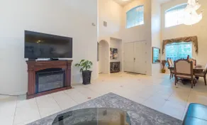 Orlando Centrally Located Luxury Home with Pool! - Image 5