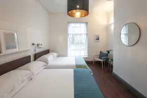 Luxury Townhouse Liverpool - 19 ppl - Image 2