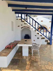 Kamara Family House with Garden - Image 4