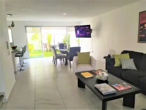 1. COZY HOUSE, EXCELLENT LOCATION / WE BILL - Image 3