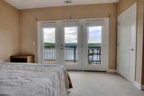 Lake Life Luxury w/ Beautiful View Balcony & Pool - Image 4