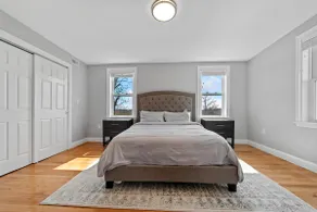 Modern/Luxury | Steps from Zoo & Golf Course - Image 3