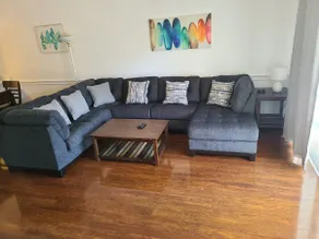you'll love it! Central location, cute and quiet - Image 3