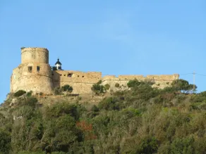 ”La Maison Bleue” between Land and Sea - Image 2