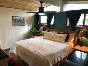 Large 1BR-AC-Kitchen-2 TVs-Laundry-Near Beach - Image 4