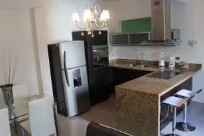 La Fortaleza - 5th Avenue (4th) - Image 3