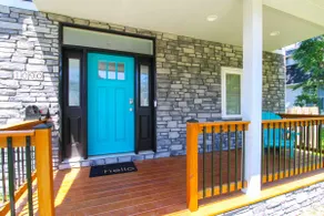 Lux finishes 4 bedroom DSM home Great location - Image 3