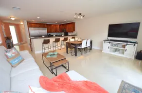 BY THE SEA VACATION VILLAS 4 BED/PRIVATE POOL/ WALK TO EVERYTHING. Amazing location! - Image 2