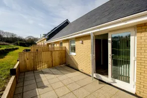 No1. Yarmouth Country Cottages - Image 3