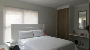 Charms and bows studio apartment -near ORT airport - Image 4